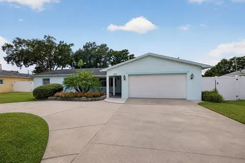2772 64th St N, Saint Petersburg, FL 33710
