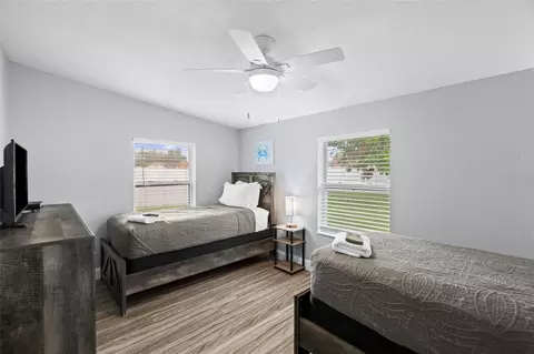 Bedroom - 265 Plumtree Ave, Spring Hill, FL 34606 photo 6 of 8