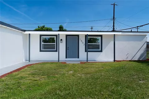 1503 Lancelot Loop, Tampa, FL 33619