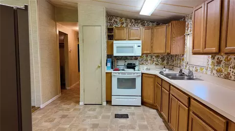 Entry Way - 4641 A St, Saint Cloud, FL 34772 photo 2 of 5
