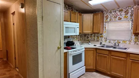 Kitchen - 4641 A St, Saint Cloud, FL 34772 photo 3 of 3
