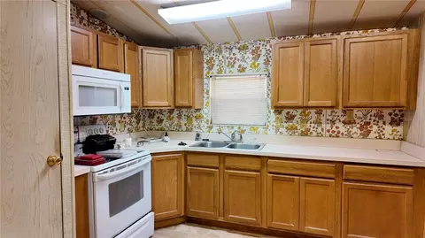 Kitchen - 4641 A St, Saint Cloud, FL 34772 photo 2 of 3