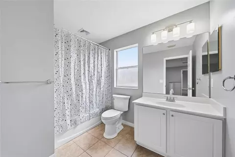 Bath - 1533 Amaryllis Ct, New Port Richey, FL 34655 photo 2 of 4