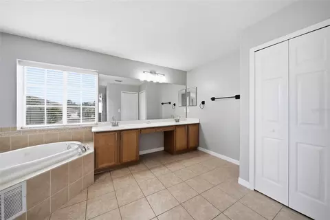 Bath - 1533 Amaryllis Ct, New Port Richey, FL 34655 photo 3 of 4