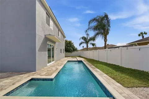 Exterior - 1533 Amaryllis Ct, New Port Richey, FL 34655 photo 5 of 9