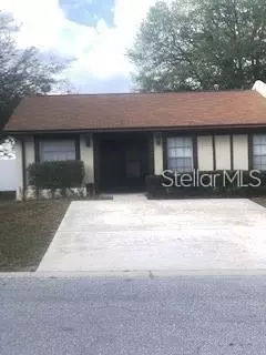 7702 Willow Park Dr, Temple Terrace, FL 33637
