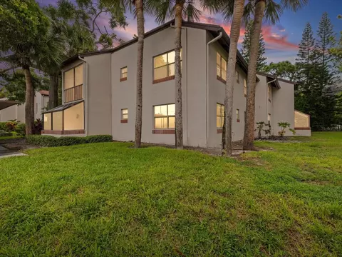 2971 Estancia Blvd #319, Clearwater, FL 33761