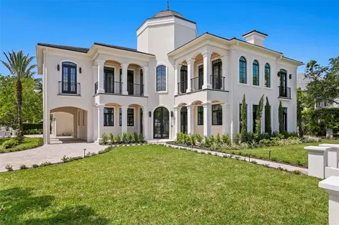 3907 Bayshore Blvd, Tampa, FL 33611