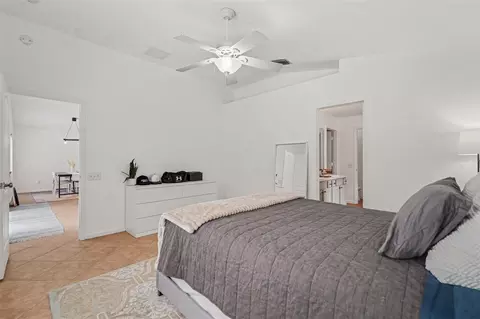 Bedroom - 13102 Early Run Ln, Riverview, FL 33578 photo 2 of 4
