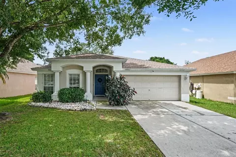 Exterior - 13102 Early Run Ln, Riverview, FL 33578 photo 2 of 8