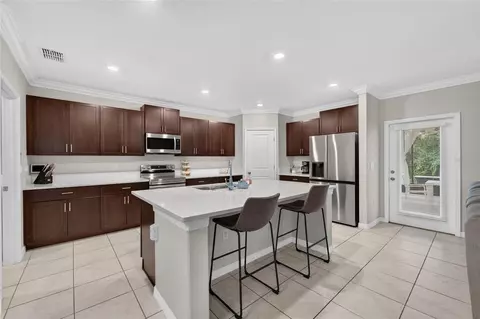 Kitchen - 5035 Sable Chime Dr, Wimauma, FL 33598 photo 4 of 5