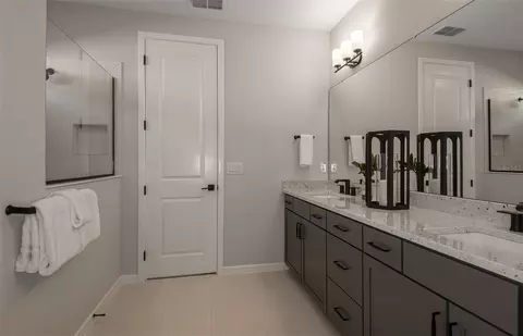 Bath - 4404 SW 82nd Loop, Ocala, FL 34476 photo 2 of 4