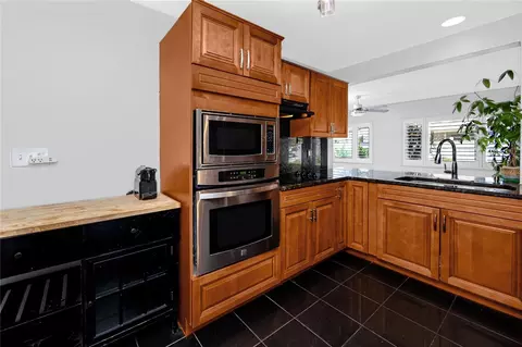 Kitchen - 1744 Harbor Cir E, Largo, FL 33770 photo 5 of 6