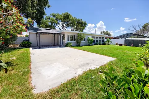 Exterior - 1744 Harbor Cir E, Largo, FL 33770 photo 8 of 9