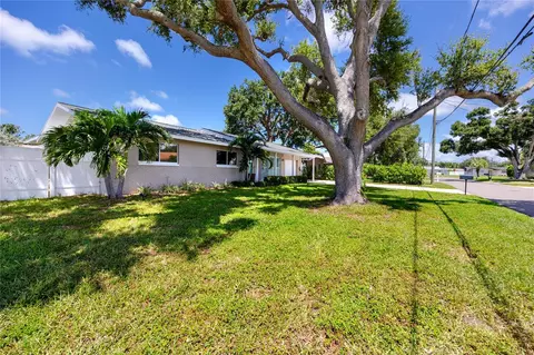 Exterior - 1744 Harbor Cir E, Largo, FL 33770 photo 4 of 9