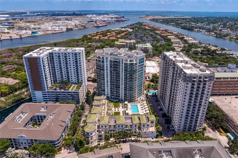 450 Knights Run Ave #1004, Tampa, FL 33602