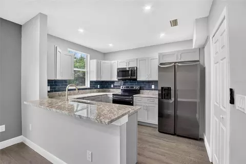 Kitchen - 6236 Olivedale Dr, Riverview, FL 33578 photo 6 of 6