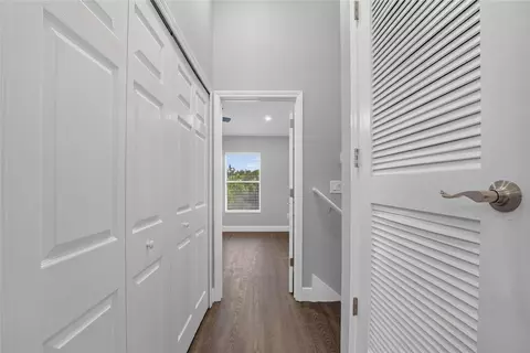 Entry Way - 6236 Olivedale Dr, Riverview, FL 33578 photo 6 of 6