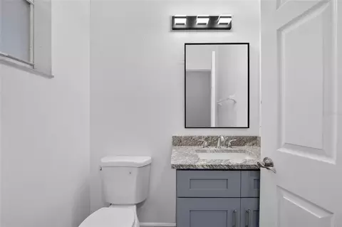 Bath - 6236 Olivedale Dr, Riverview, FL 33578 photo 3 of 7
