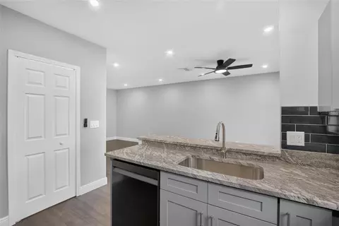 Kitchen - 6236 Olivedale Dr, Riverview, FL 33578 photo 5 of 6