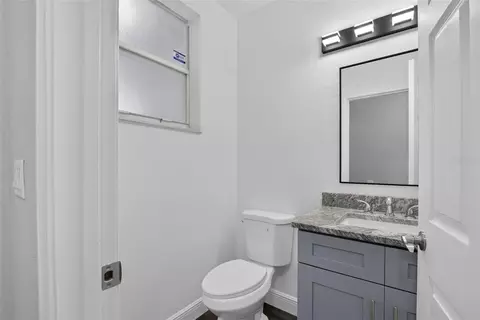 Bath - 6236 Olivedale Dr, Riverview, FL 33578 photo 2 of 7