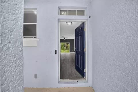 Entry Way - 6236 Olivedale Dr, Riverview, FL 33578 photo 1 of 6