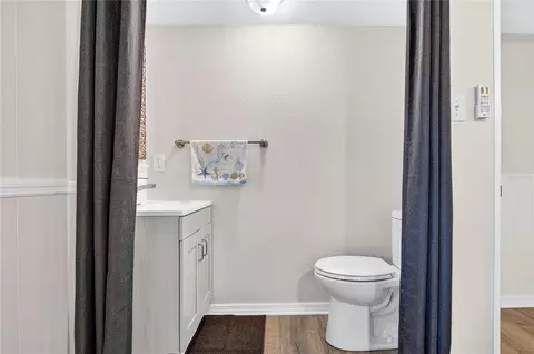 Bath - 2000 E Bay Dr #33, Largo, FL 33771 photo 1 of 4