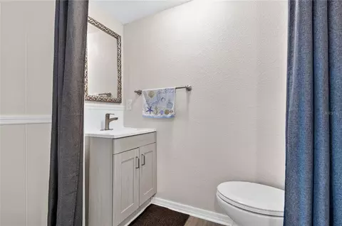 Bath - 2000 E Bay Dr #33, Largo, FL 33771 photo 2 of 4