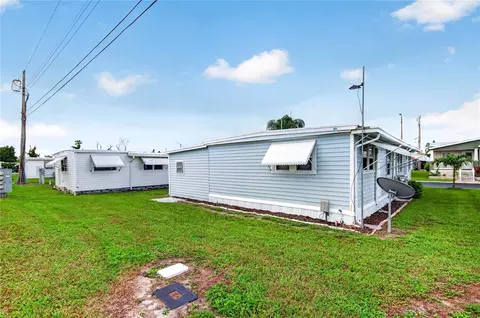 Exterior - 2000 E Bay Dr #33, Largo, FL 33771 photo 7 of 8