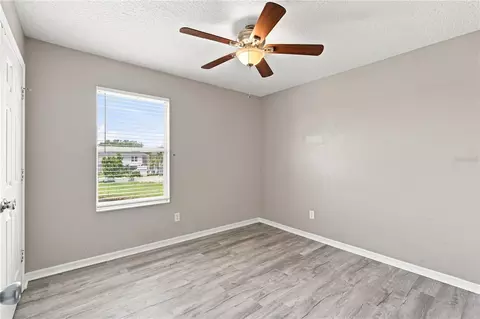 Bedroom - 10922 Subtle Trail Dr, Riverview, FL 33579 photo 3 of 7