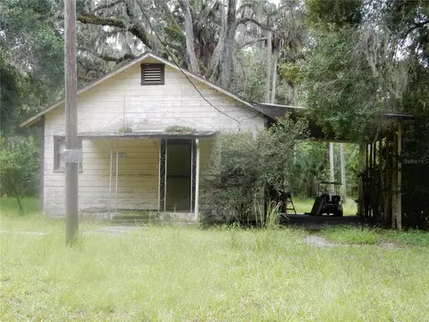 38006 Central Ave, Zephyrhills, FL 33540