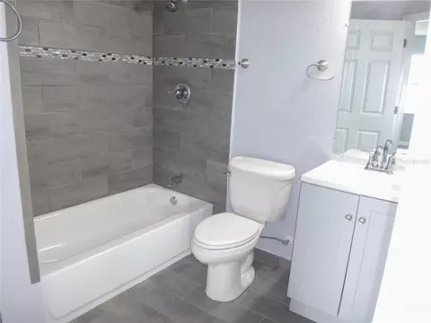 Bath - 1125 Britts Ln, Bartow, FL 33830 photo 2 of 2