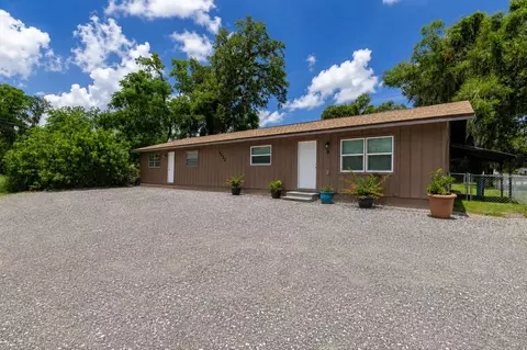 Exterior - 5222 Bogdonoff Dr, Seffner, FL 33584 photo 4 of 4