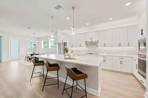Kitchen - 11756 Richmond Trl, Parrish, FL 34219 photo 2 of 4