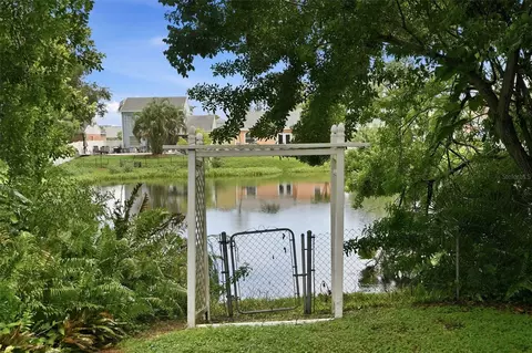 Exterior - 12151 76th St, Largo, FL 33773 photo 4 of 9