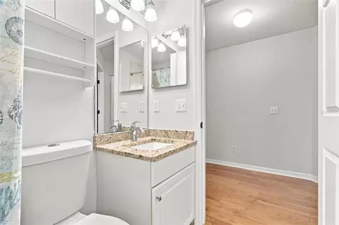 Bath - 6637 Thackston Dr, Riverview, FL 33578 photo 5 of 5