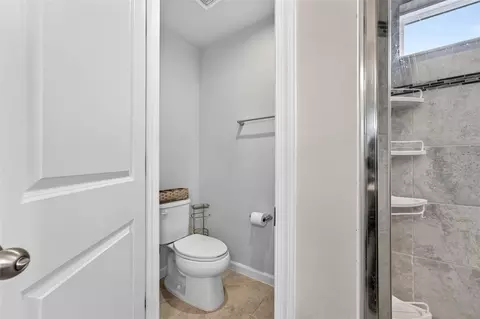 Bath - 11618 Gold Dust Ct, Riverview, FL 33579 photo 6 of 6