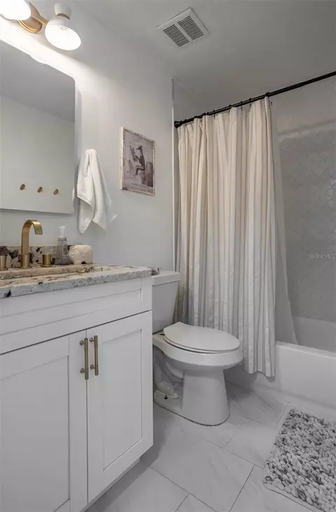 Bath - 12106 Clearbrook Ct, Riverview, FL 33569 photo 4 of 4