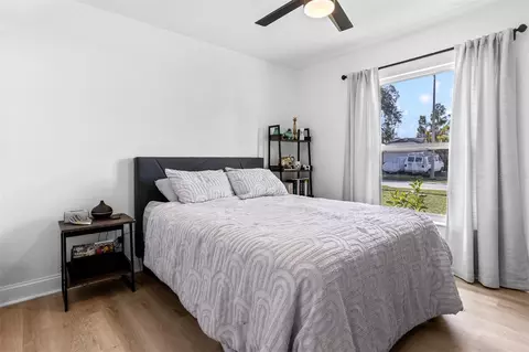 Bedroom - 12106 Clearbrook Ct, Riverview, FL 33569 photo 2 of 2