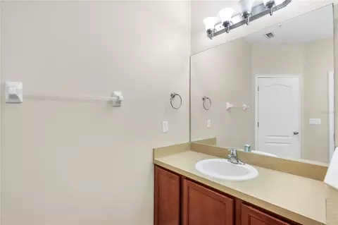 Bath - 1936 Compass Flower Way, Ocoee, FL 34761 photo 4 of 6