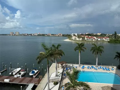 5200 Brittany Dr S #609, Saint Petersburg, FL 33715