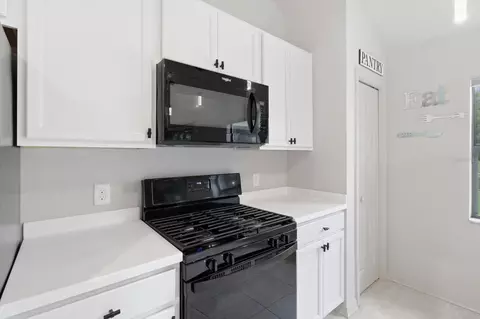 Kitchen - 3200 N Canterbury Lake Dr, Hernando, FL 34442 photo 3 of 5