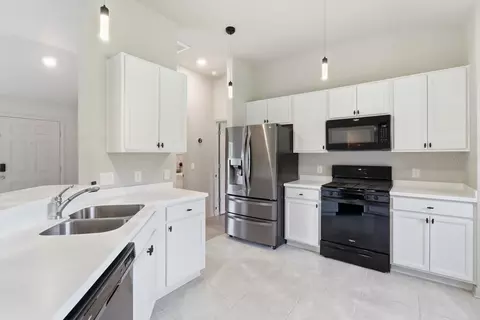 Kitchen - 3200 N Canterbury Lake Dr, Hernando, FL 34442 photo 4 of 5