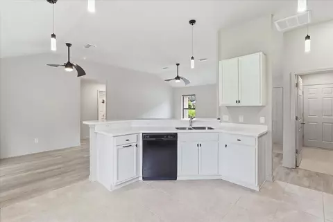 Kitchen - 3200 N Canterbury Lake Dr, Hernando, FL 34442 photo 5 of 5