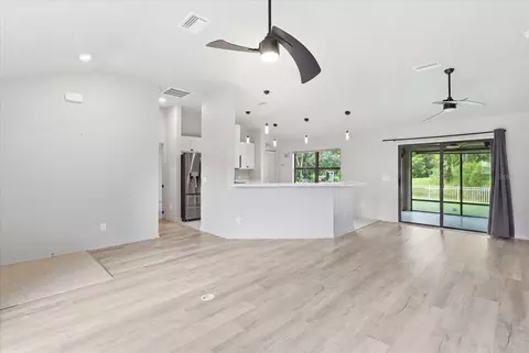 Living - 3200 N Canterbury Lake Dr, Hernando, FL 34442 photo 3 of 6