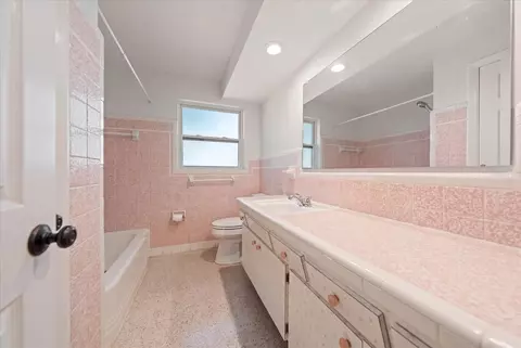 Bath - 1690 Pinehurst Rd, Dunedin, FL 34698 photo 1 of 5