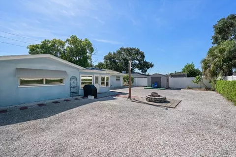 Exterior - 1690 Pinehurst Rd, Dunedin, FL 34698 photo 5 of 15