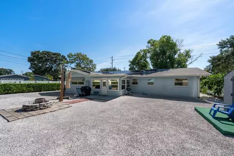 Exterior - 1690 Pinehurst Rd, Dunedin, FL 34698 photo 4 of 15