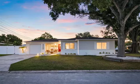 2465 38th St N, Saint Petersburg, FL 33713