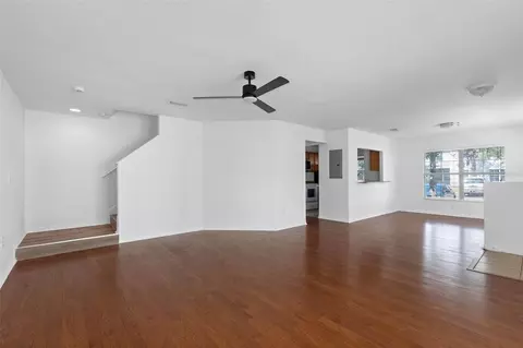 Living - 10931 Keys Gate Dr, Riverview, FL 33579 photo 4 of 8